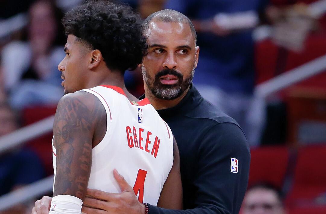 开云app-加拿大队观众热烈欢呼！，TheShy迎来十赛季出色发挥比赛高潮迭起(theshy第一次登场的比赛)