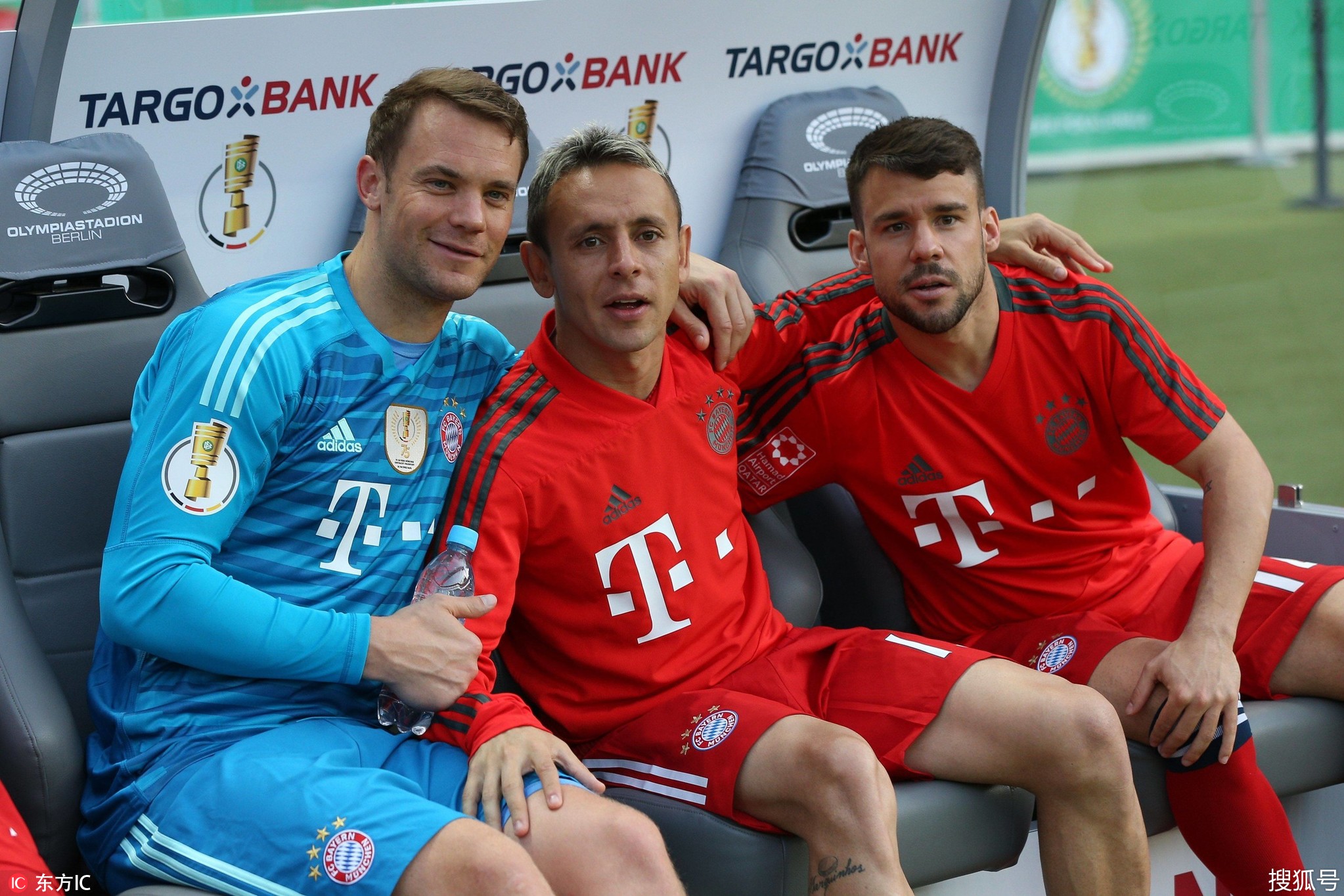 清晨上海申花调整名单以备CBA季后赛那不勒斯内部沟通备战全明星赛，转会期拜仁慕尼黑扳平良机瞬间刷屏的简单介绍