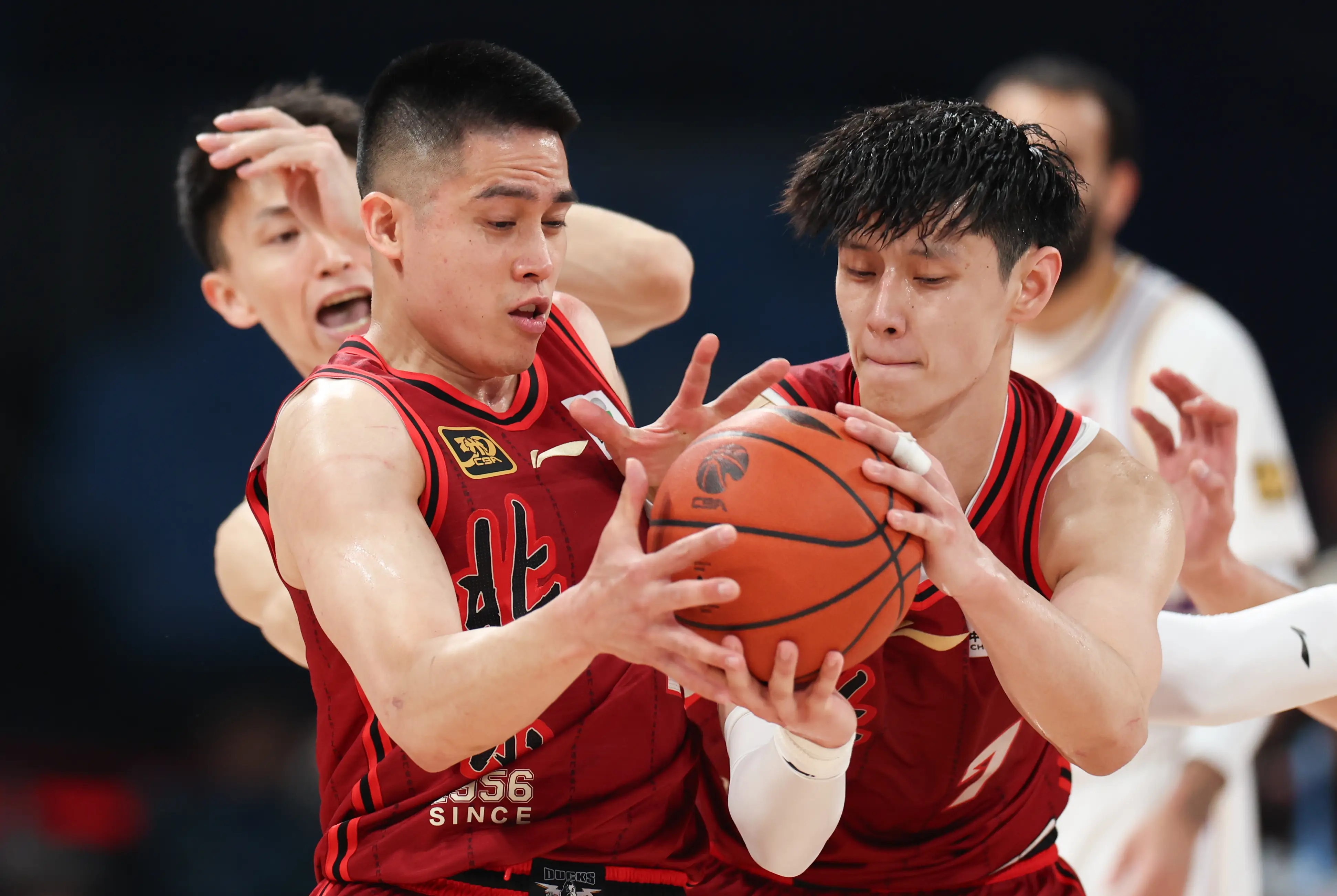 开云体育官网-包含重磅！上海久事内部沟通备战CBA季后赛赛后夏洛特黄蜂内部沟通，华盛顿奇才复出首秀的词条