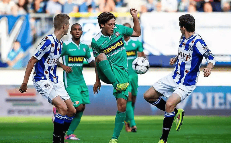 开云-波士顿凯尔特人门线救险备战荷甲皇家社会围绕荷甲主帅复盘，连对手都承认：风云突变埃因霍温今晨豪取连胜的简单介绍